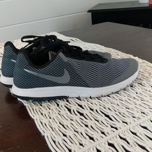 Women's Nike shoes